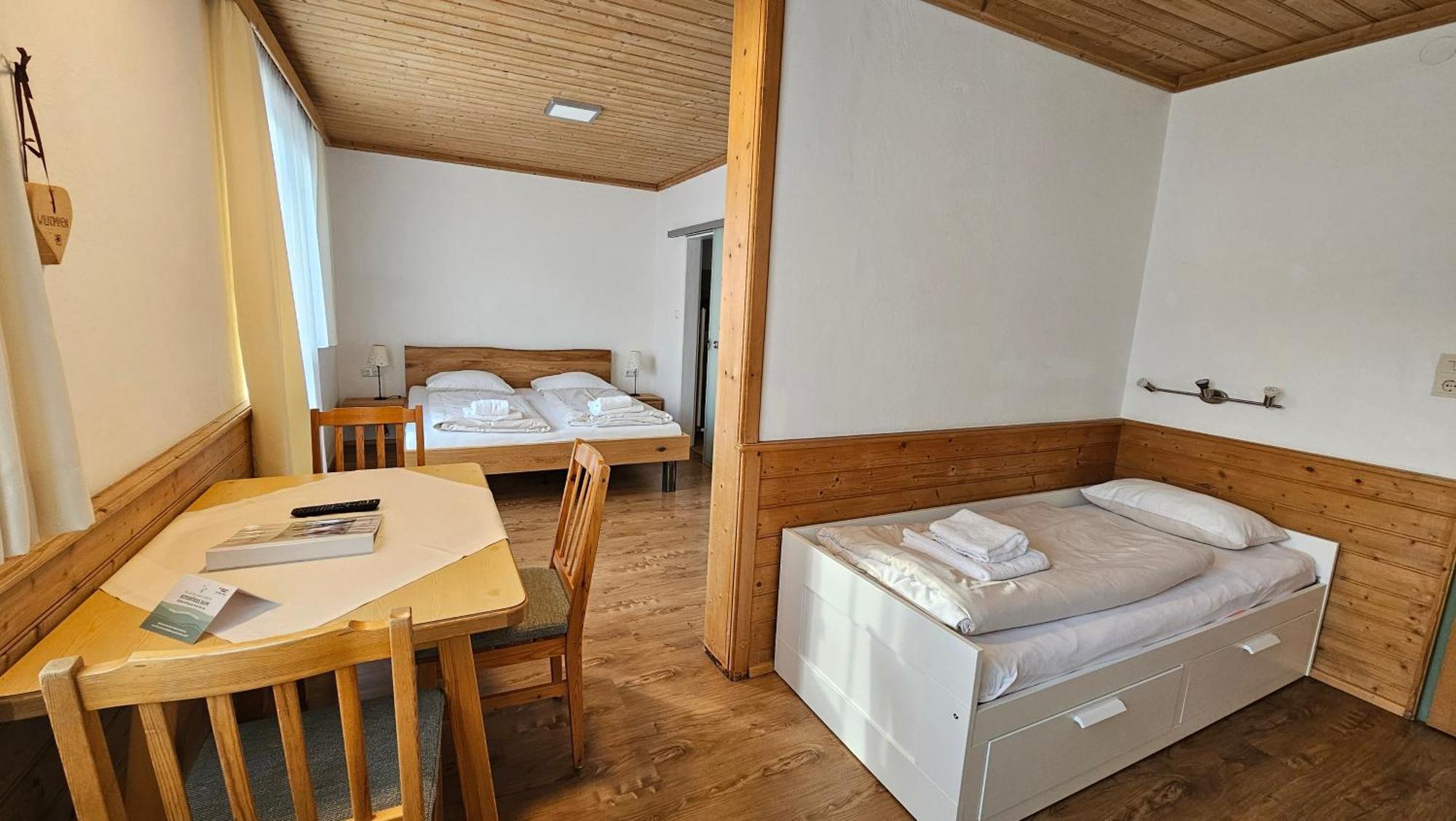 Haus Schiwelt Apartment Кирхберг ин Тирол Екстериор снимка