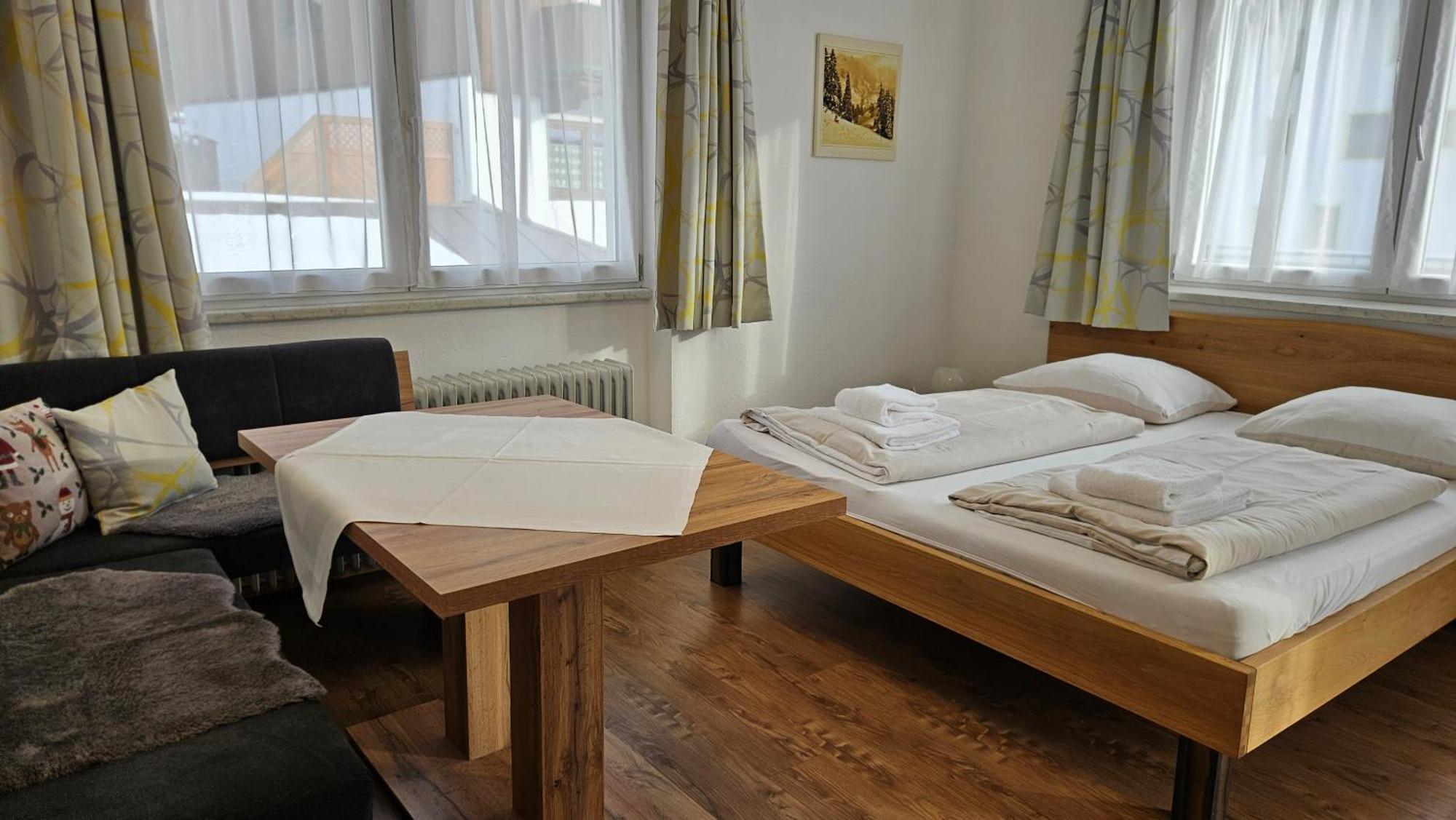 Haus Schiwelt Apartment Кирхберг ин Тирол Екстериор снимка